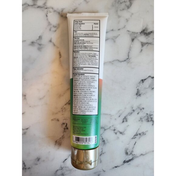 Bath & Body Works Waikiki Beach Coconut SPF 20 Sunscreen Lotion 6 Fl Oz - Picture 4 of 4